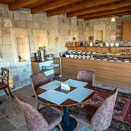Отель Zara Cave Hotel10 Adults Only 5*
